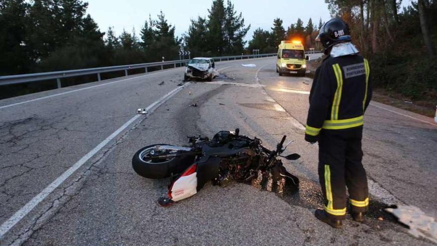 Accidente mortal de un motorista el pasado mes de diciembre en Covelo. //Nick