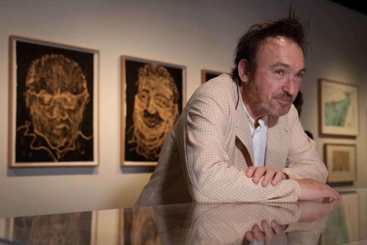 Tras la inaugiración de la exposición, Barceló tiene previsto regresar a Mallorca para trabajar en su taller.