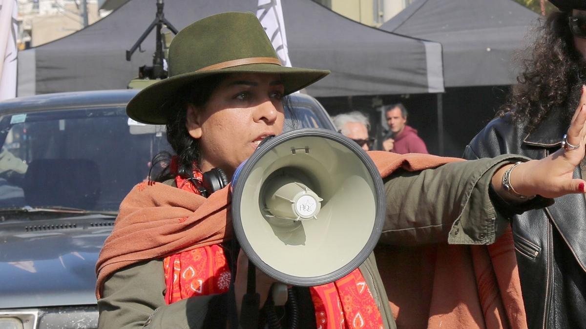 La directora de cine afgana Roya Sadat