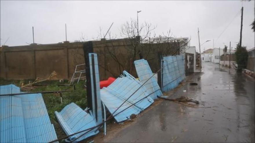 El temporal deja nieve y olas récord de 6,5 metros en València