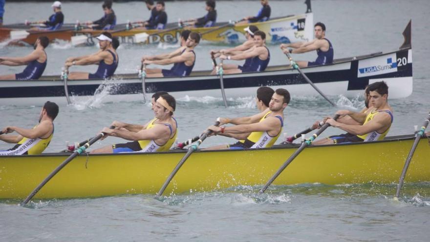 La regata de Gandía inaugura las competiciones de remo en llaüt