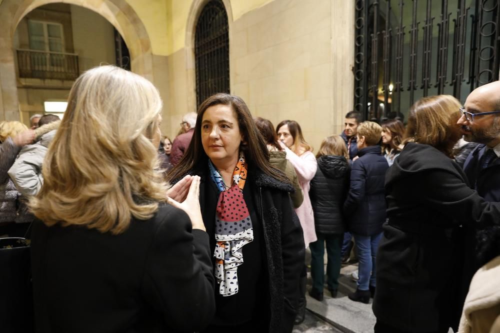 Concentración en Gijón por el asesinato de Lorena Dacuña