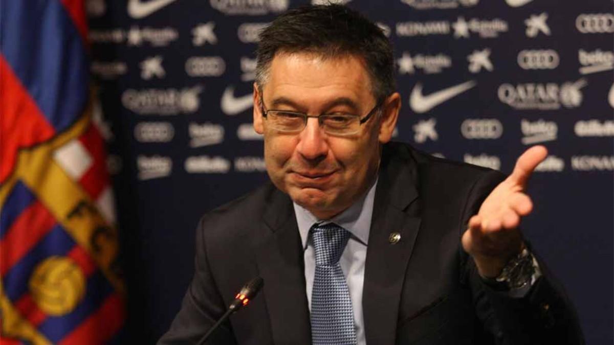 Josep Maria Bartomeu, presidente del FC Barcelona, ha pasado balance al año 2016 este martes en la Sala de Prensa Ricard Maxenchs del Camp Nou