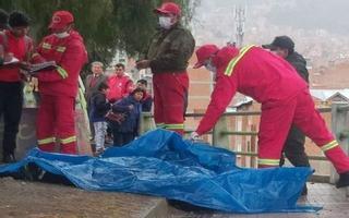 Un rayo mata a dos adolescentes durante una tormenta en Bolivia
