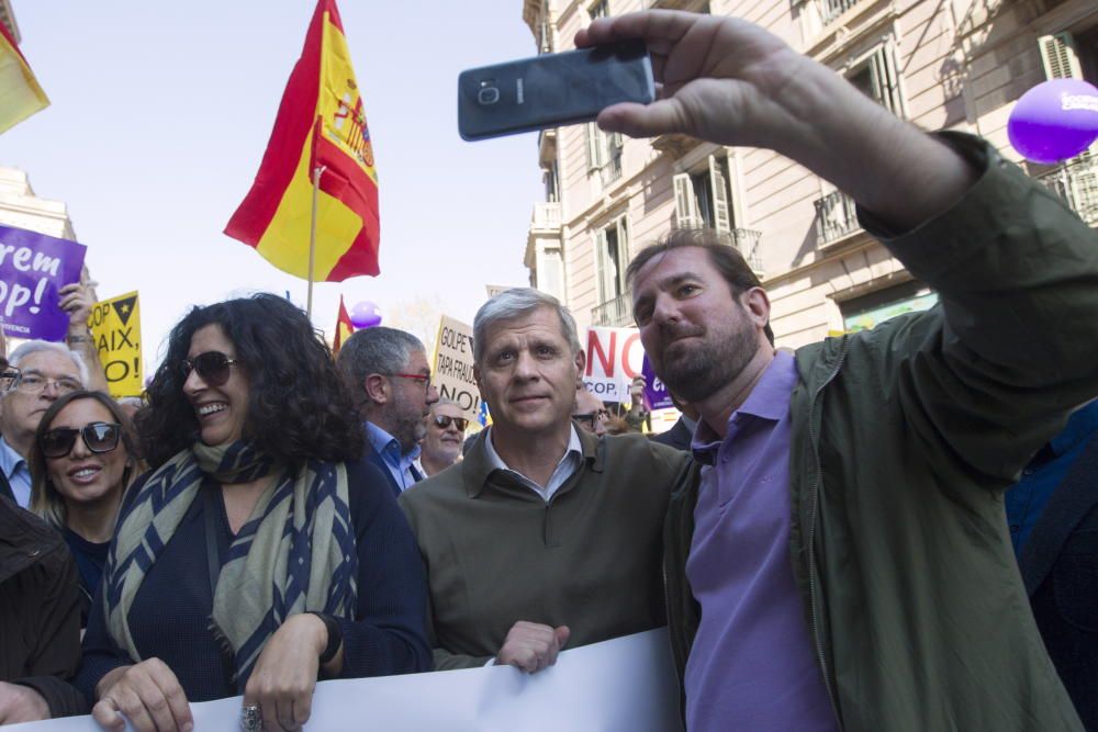 Manifestación en Barcelona contra el proceso soberanista