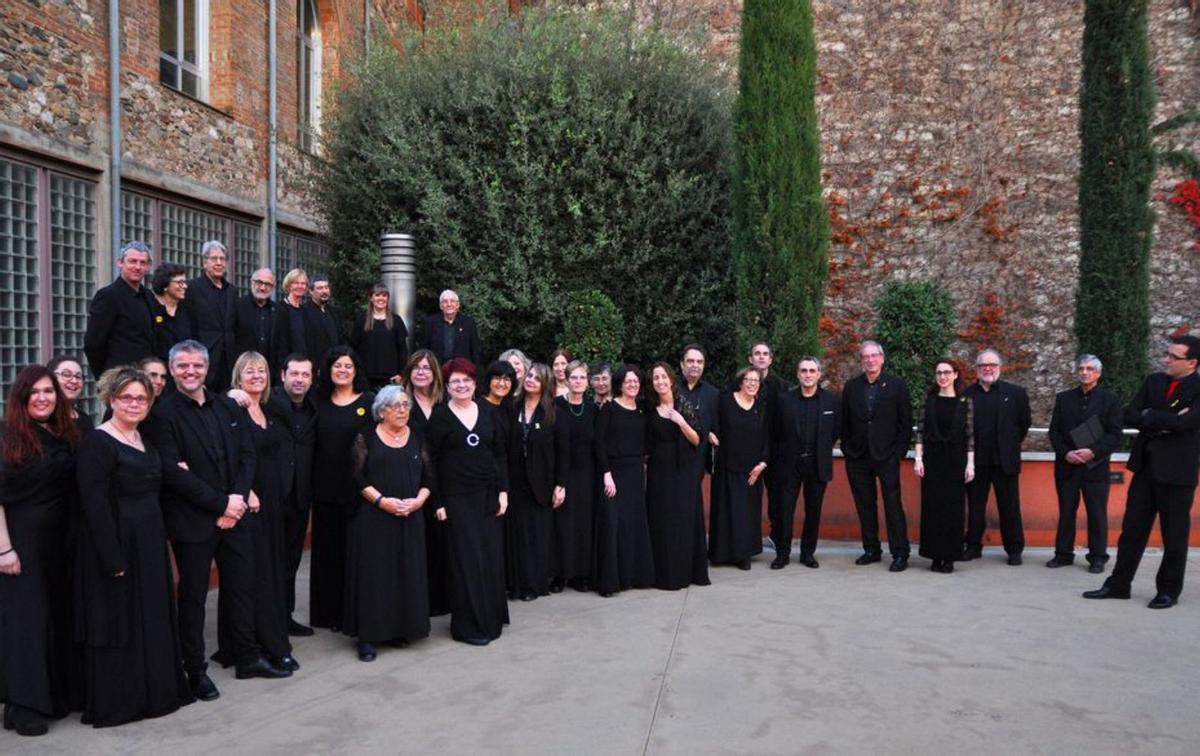Els integrants de la Capella Polifònica de Girona.  | CAPELLA POLIFÒNICA