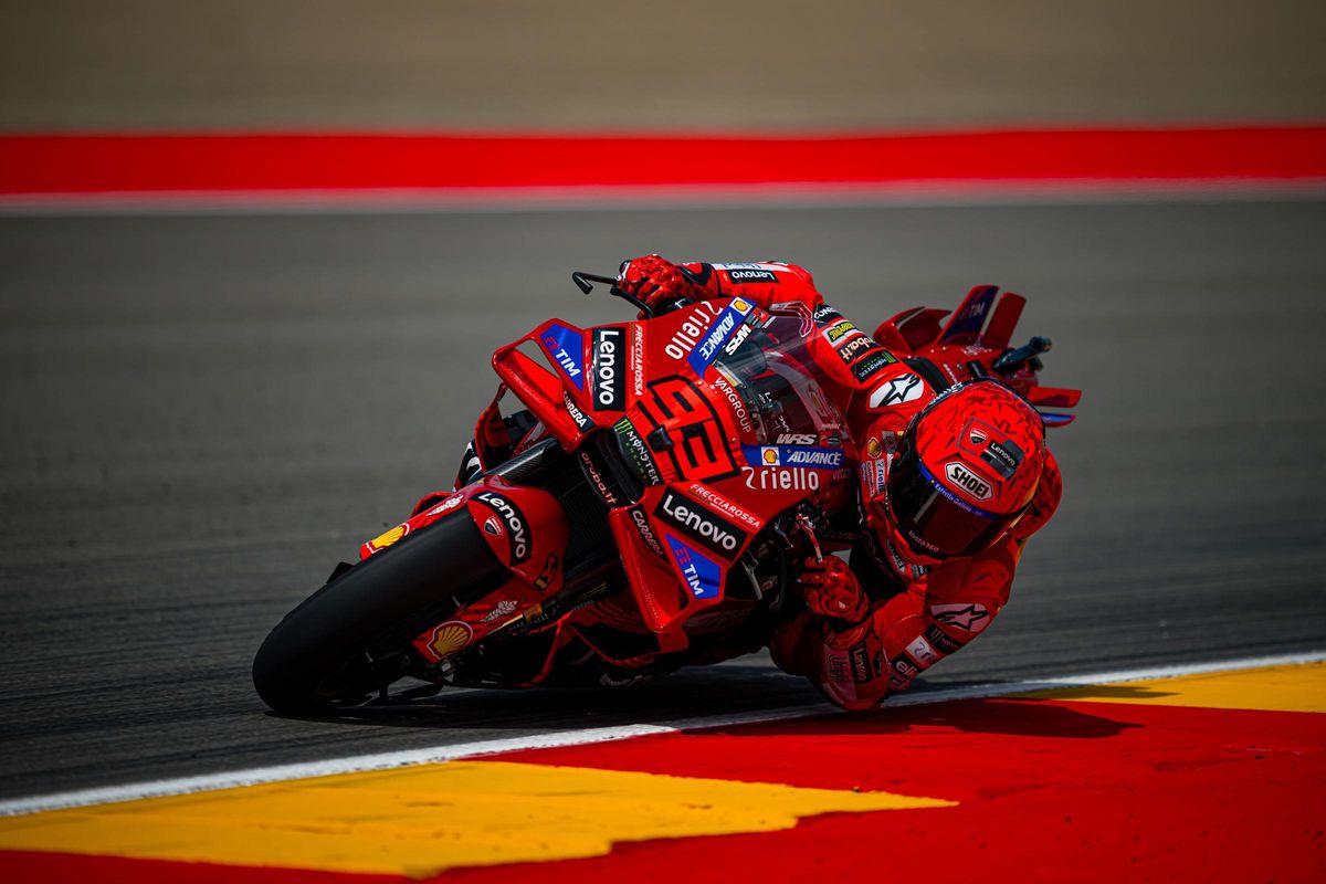 Marc Márquez (Ducati) continúa dominando MotoGP, como antes de las vacaciones.