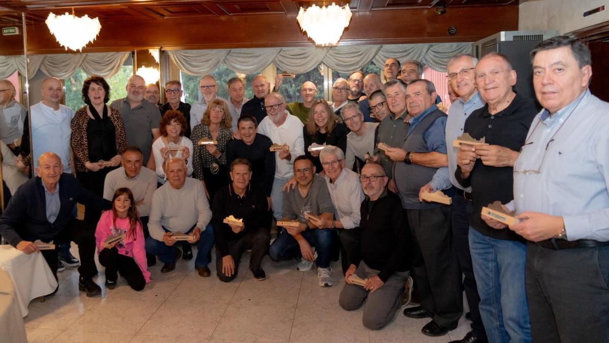 El dinar de cloenda va reunir una norantena de persones