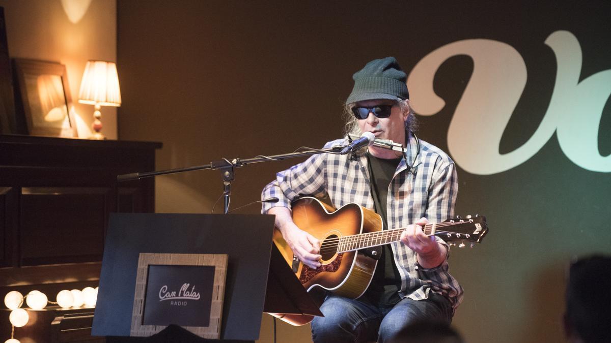 El Voilà! programa Joan Miquel Oliver i La Prima Vera a Manresa i Puntí a  Gironella - Regió7