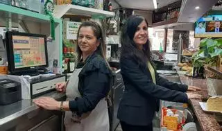 El Blanco tiene mucha solera en Lugo de Llanera: "Este es nuestro bar de siempre, donde se viene a diario"