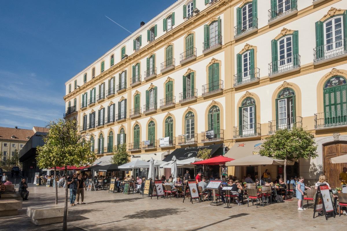 Los bares de la plaza de la Merced en Málaga