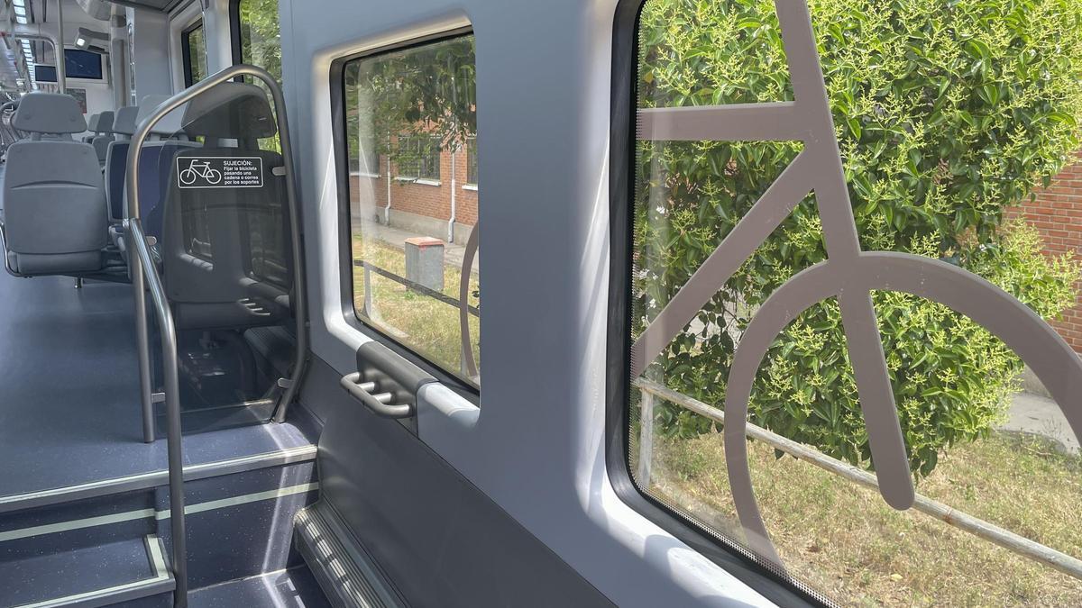 Renfe crea el billete “Tren+Bici” y permite viajar con la bici sin desmontar en los Avant