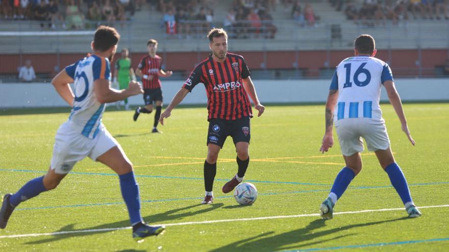 Un partido del equipo rojinegro disputado esta temporada en el Cortizo. |  // BERNABÉ/LUCÍA ABELEDO