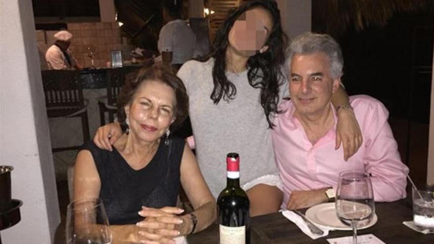 Patricia Llosa  elige República Dominicana para despedir 2015  junto a su familia