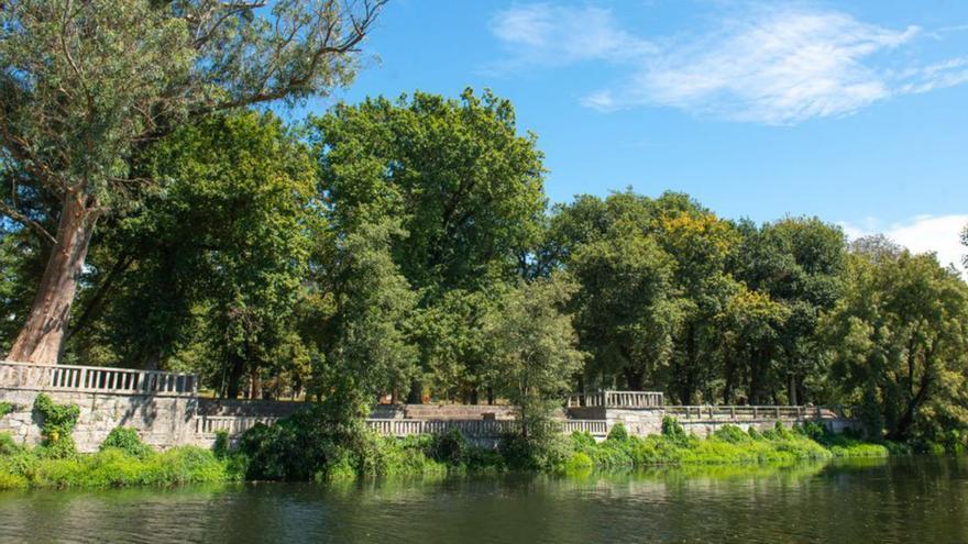 Reconocen como destino turístico botánico al Jardín, la Carballeira y los Choróns de Caldas