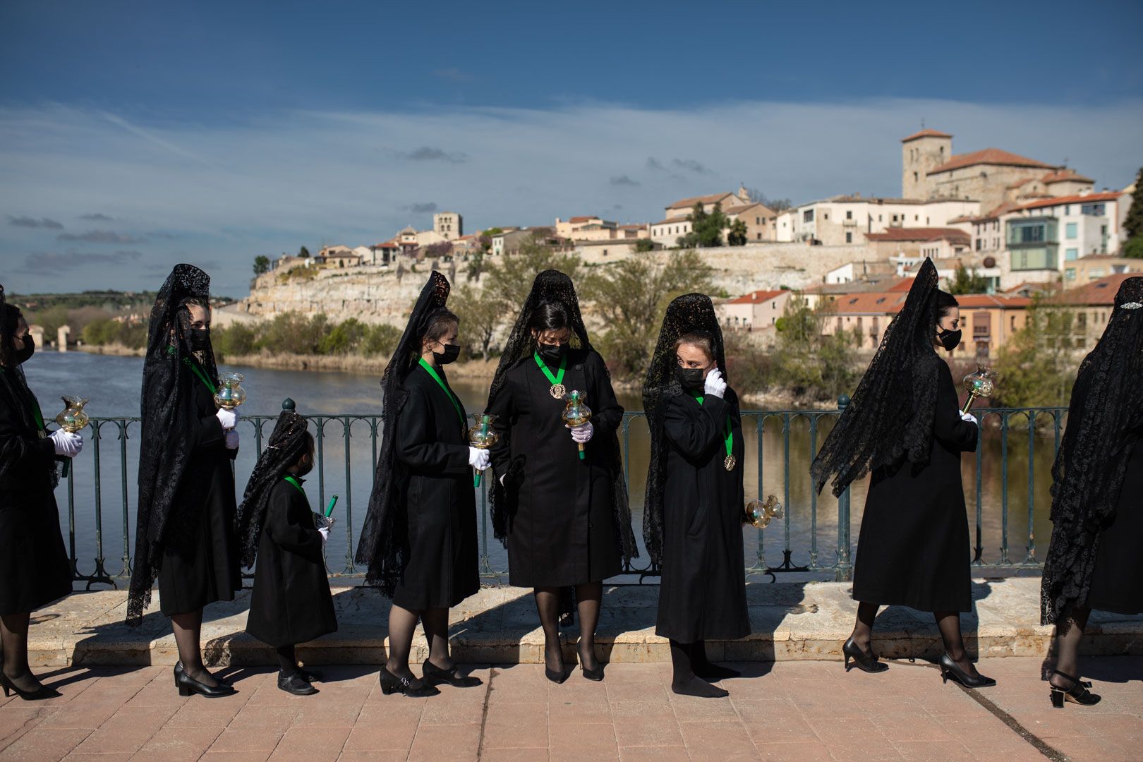 GALERÍA | Las mejores imágenes de la Virgen de la Esperanza por las calles de Zamora