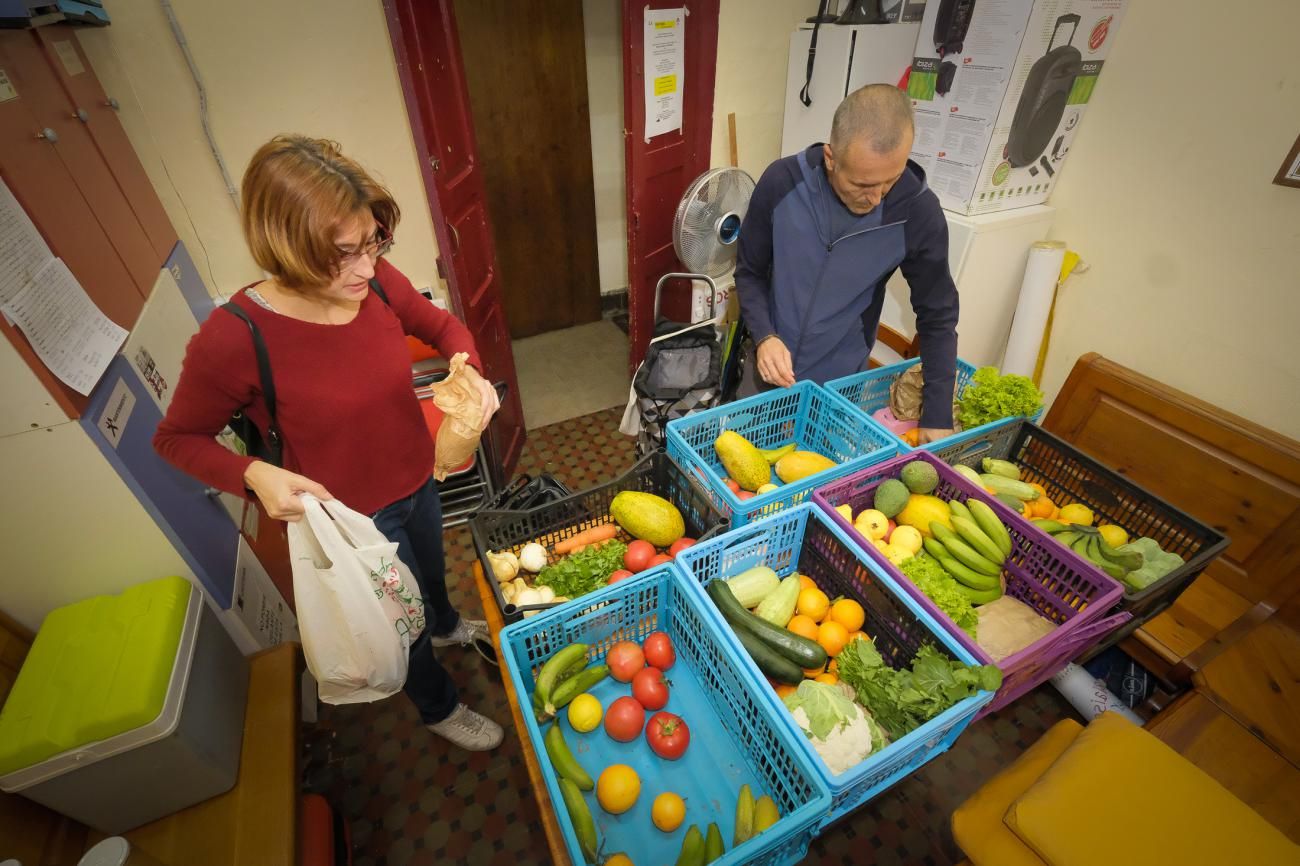 Reparto de alimentos de autoconsumo en Las Palmas de Gran Canaria