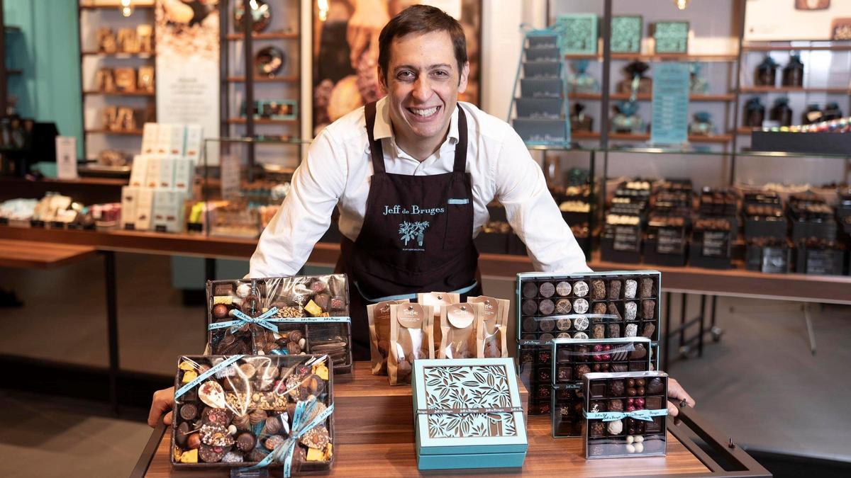 Romain Murigneux, al frente de la tienda de Jeff de Bruges en Barcelona.