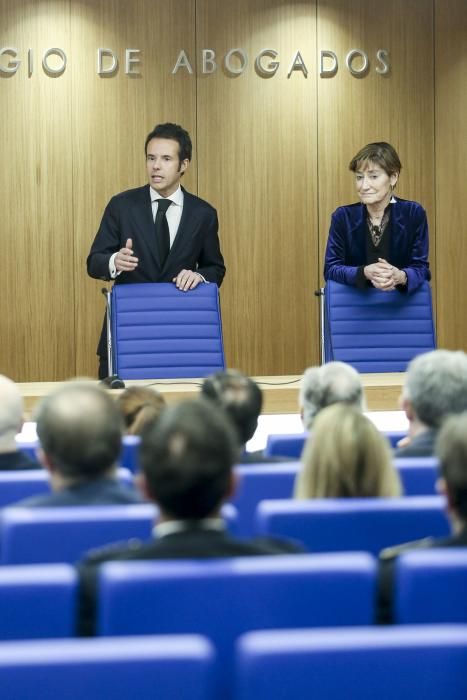 Entrega de la gran cruz del mérito al exdecano del Colegio de Abogados e inauguración de las nuevas instalaciones