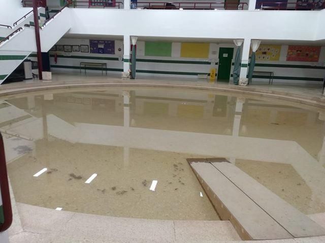 Inundaciones por el temporal Gloria en el Colegio Público Ciudad Artista Faller de València