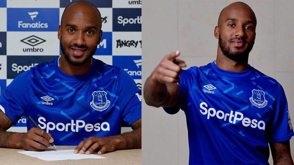 Delph ya se vistió del Everton