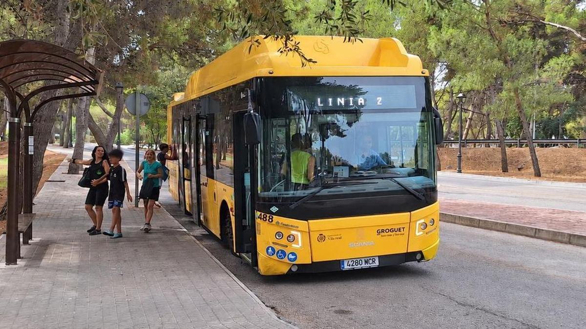 El seguimiento en tiempo real por la 'app' y la web municipal del bus Groguet sigue interrumpida por trabajos de actualización del servicio.