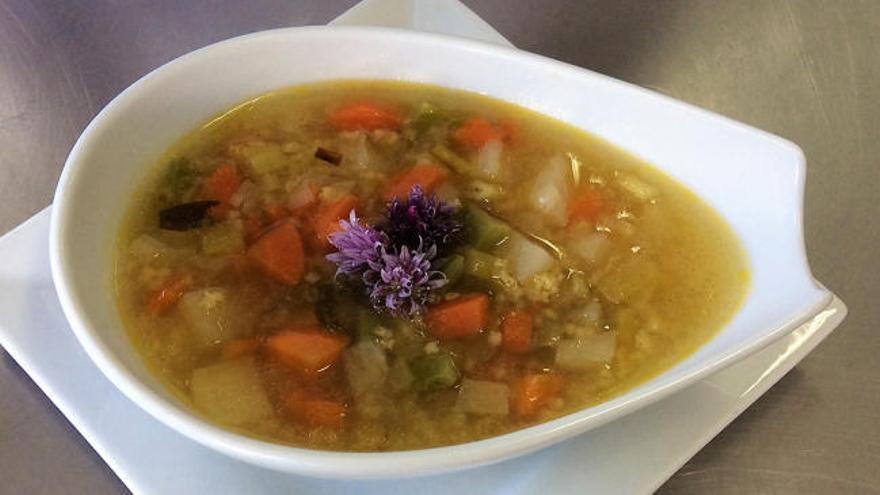 Receta vegana: sopa de mijo y miso con verduras
