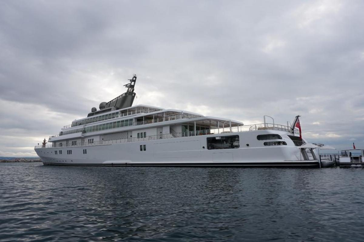 El superyate 'Rising Sun' en Palma