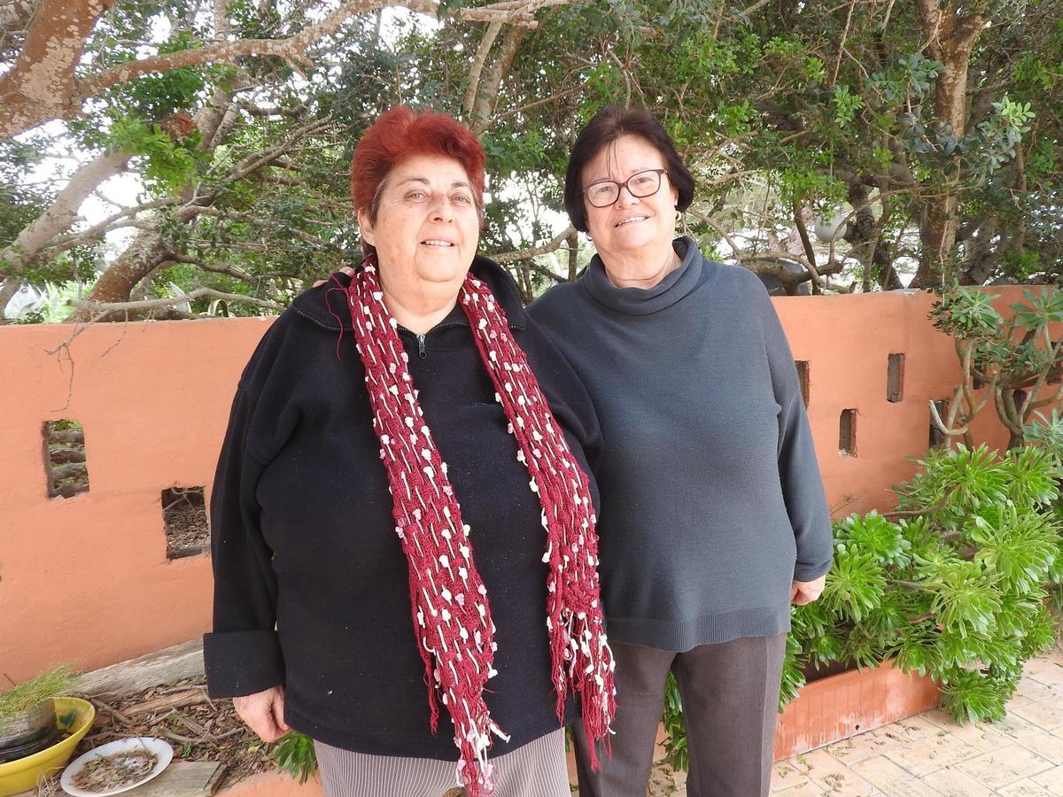 Pilar Castelló y Espernaça Ribas cuando les concedieron el Premi Ramon Llull.