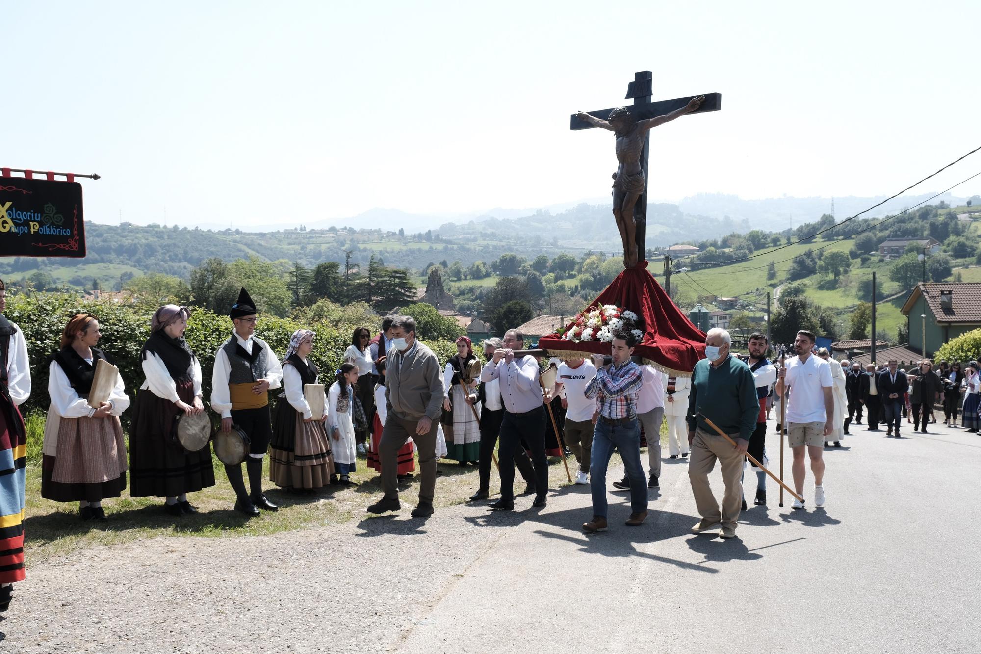 En imágenes: La procesión del Cristo de Cenero