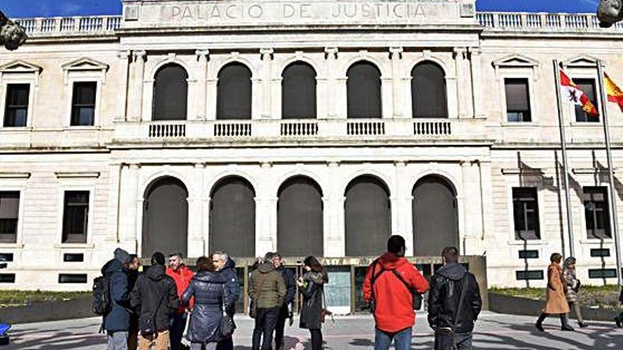 Imagen del Placio de Justicia de Burgos, ayer.