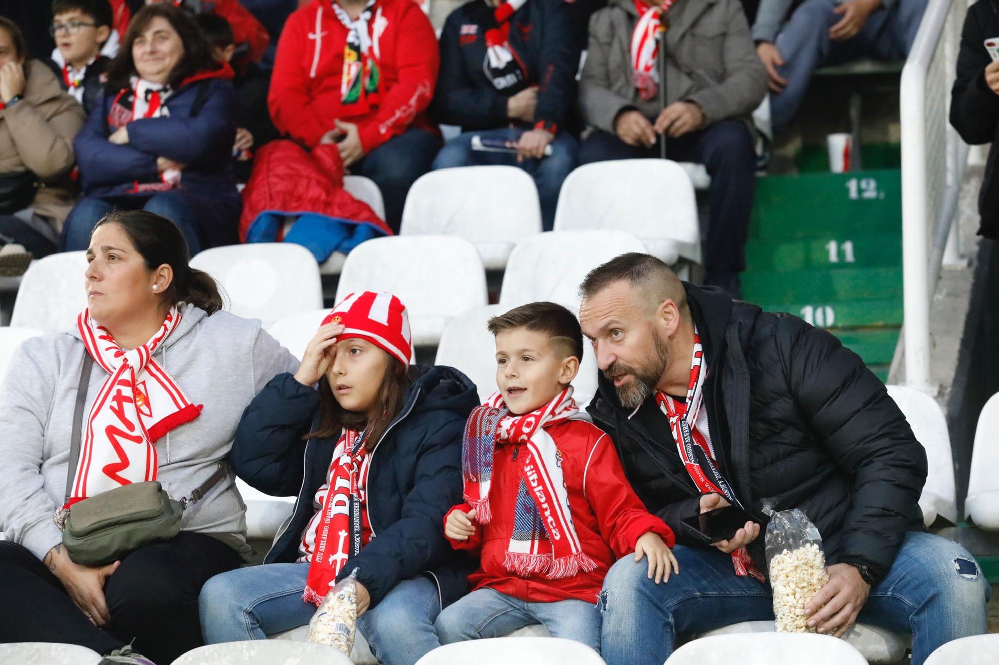 La Mareona del Sporting inunda el centro de Santander