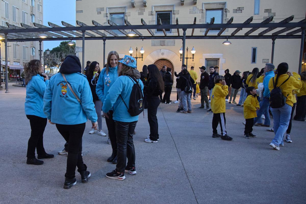 Cercavila de colles de Carnestoltes a Santt Feliu de Guíxols