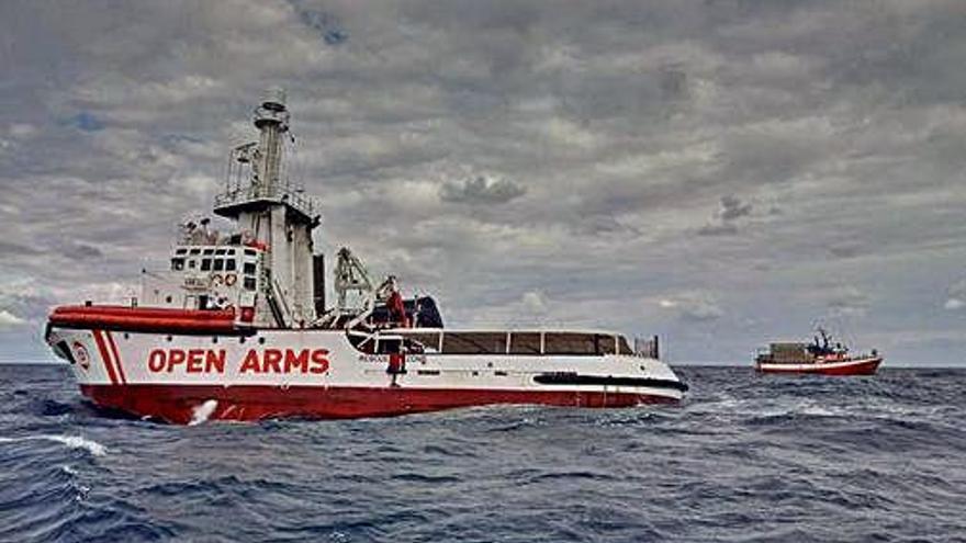 El vaixell de l&#039;Open Arms, al mar Mediterrani durant l&#039;any passat.