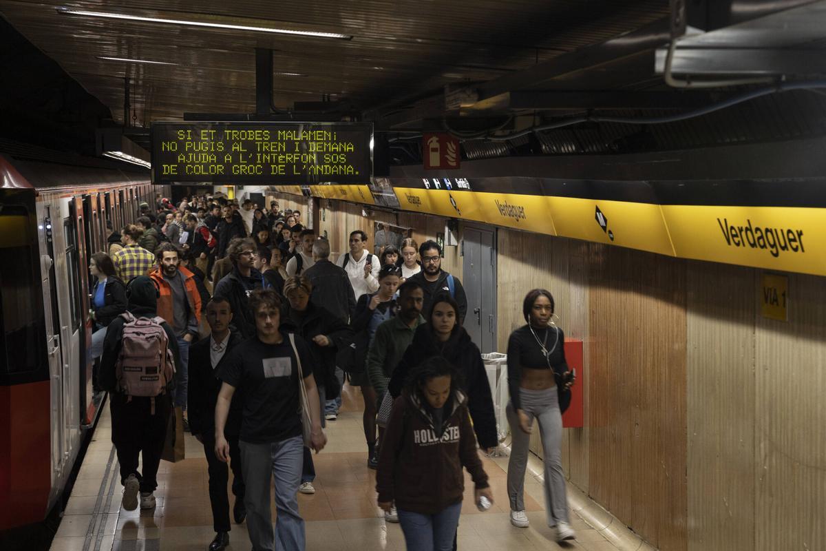 Metro L4 de Barcelona, el 13 de noviembre de 2024