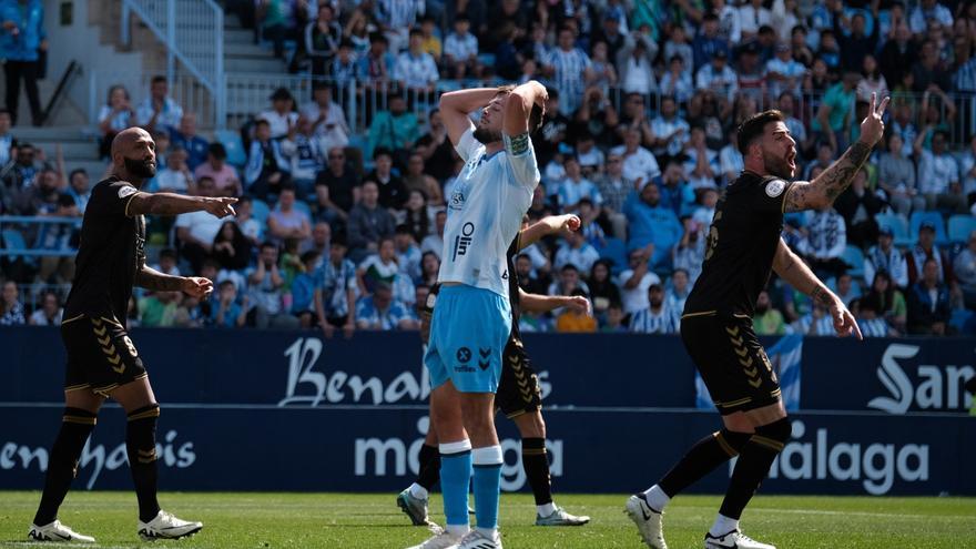 El Intercity lamenta un gol no concedido a Nsue en La Rosaleda