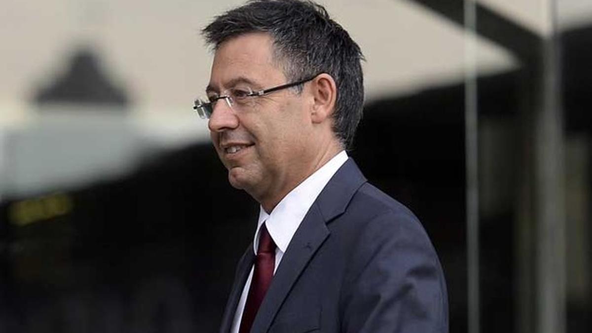 Josep Maria Bartomeu, presidente del FC Barcelona, se reunió con la alcaldesa barcelonesa Ada Colau