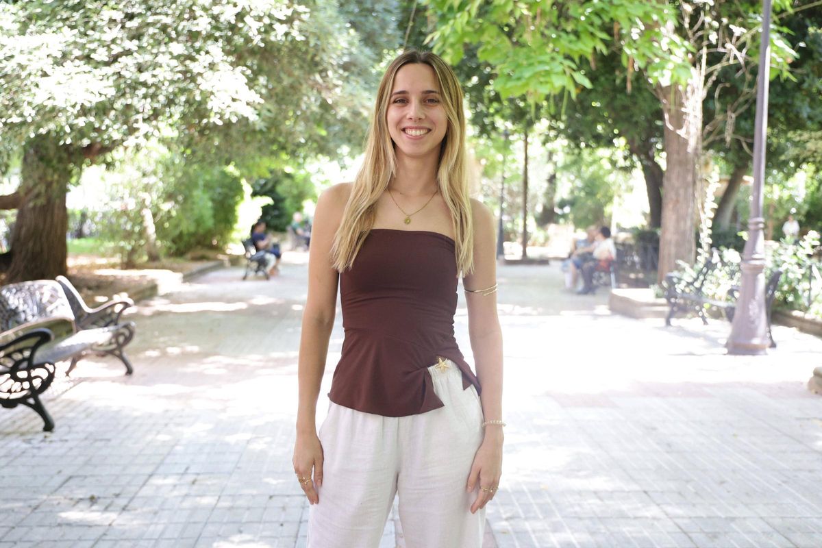 La estudiante gaditana de veterinaria, Alicia Fernández, en Cánovas.