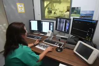 Un "fallo técnico" obliga al SAS a suspender un contrato de 200 millones con clínicas para pruebas diagnósticas