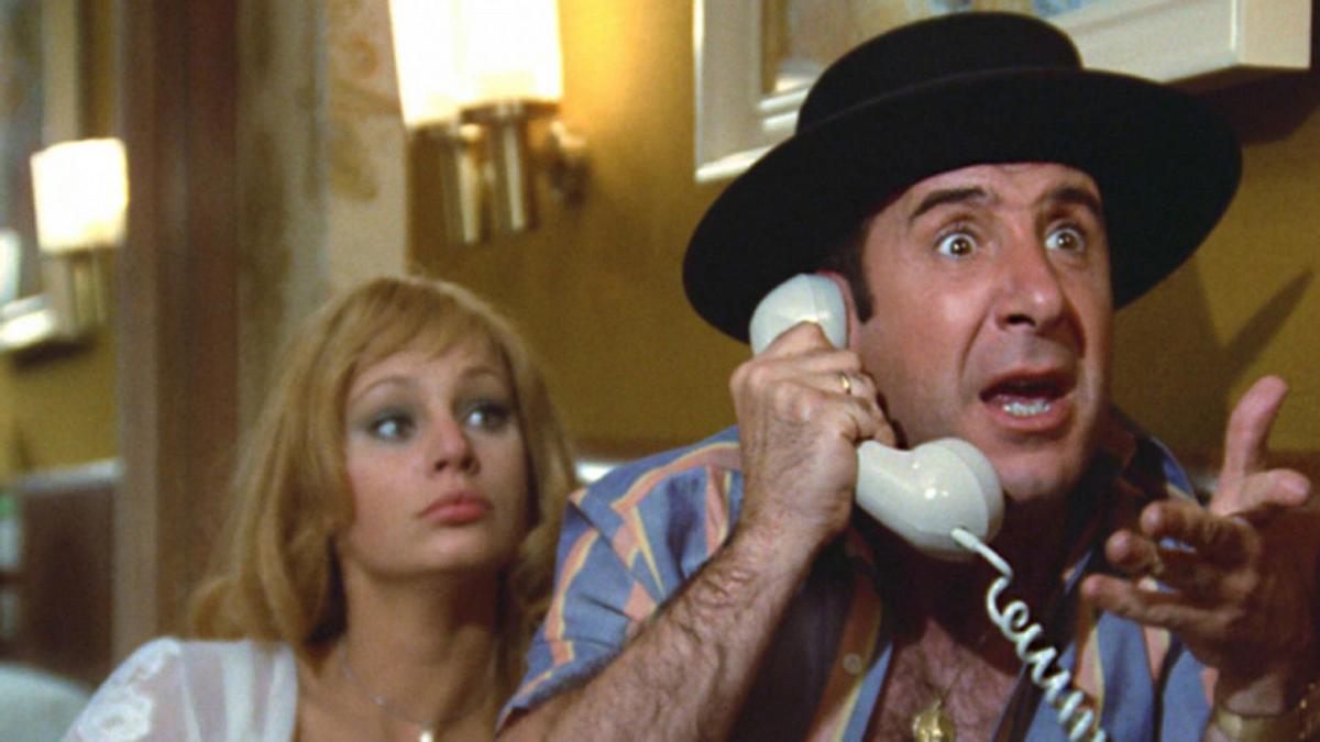 Nadiuska y Alfredo Landa, en 'Manolo La Nuit', de Mariano Ozores