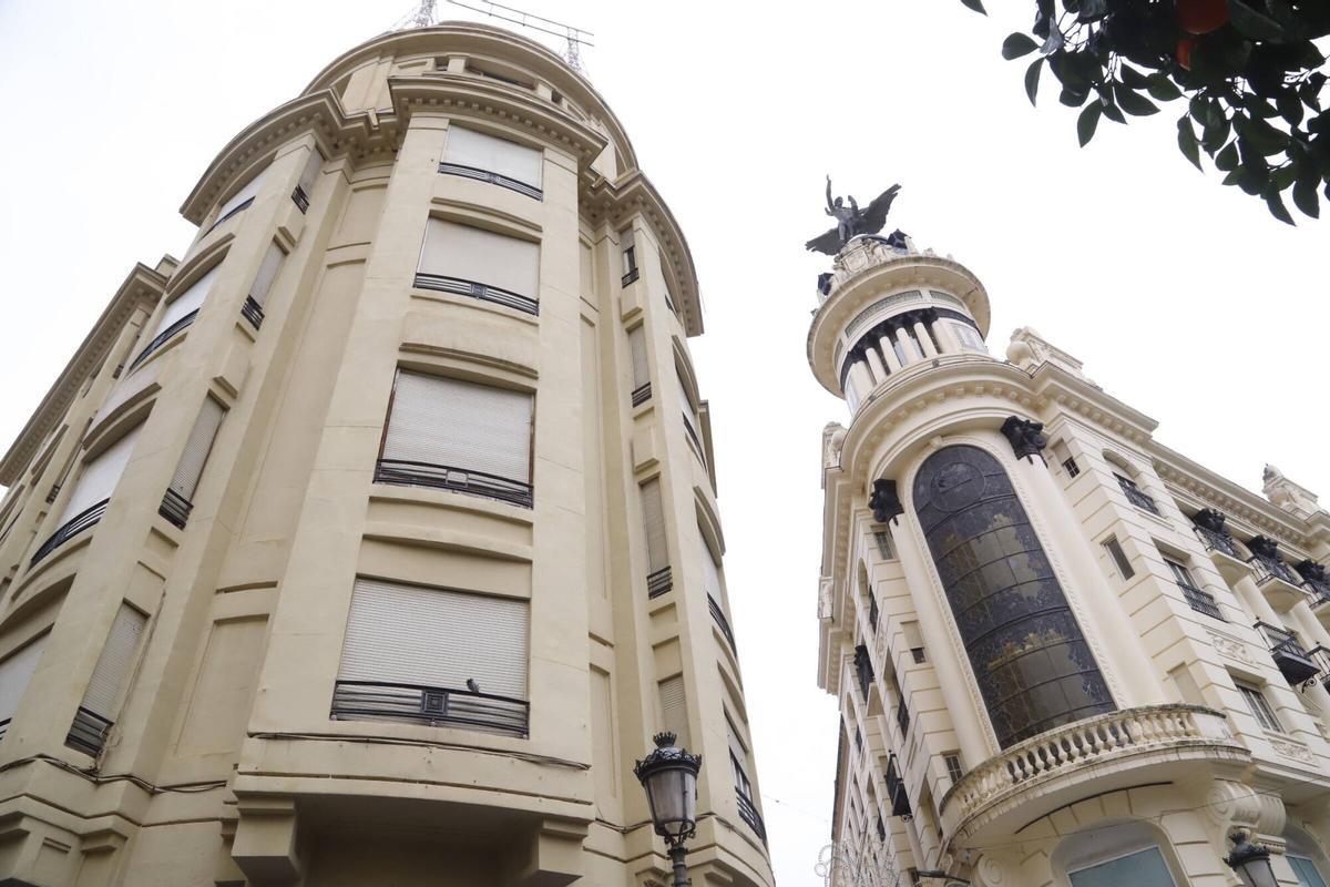 Edificio la Unión y el Fénix, donde se harán los apartamentos.