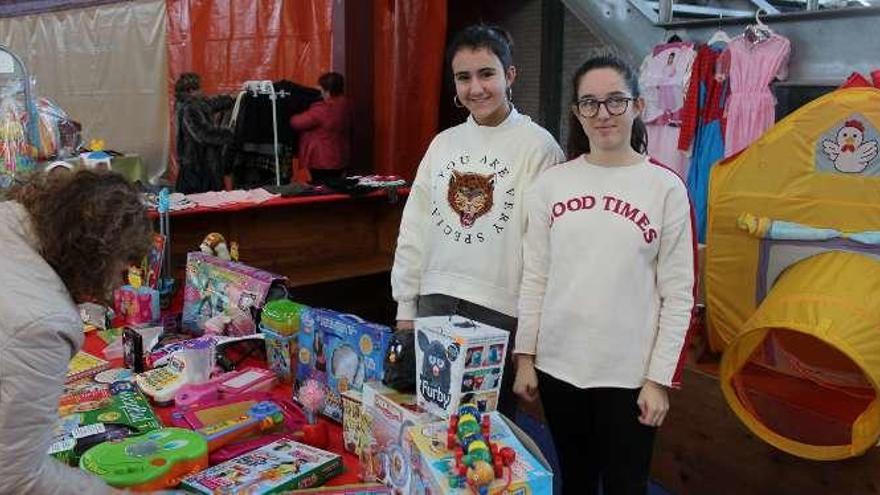 Una treintena de particulares, en el segundo mercado de segunda mano de Vegadeo