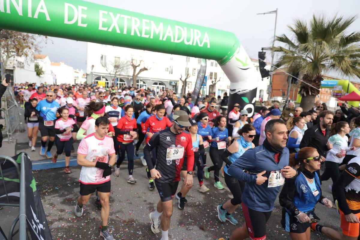 Fotogalería | Búscate en las imágenes de la media maratón de Malpartida de Cáceres