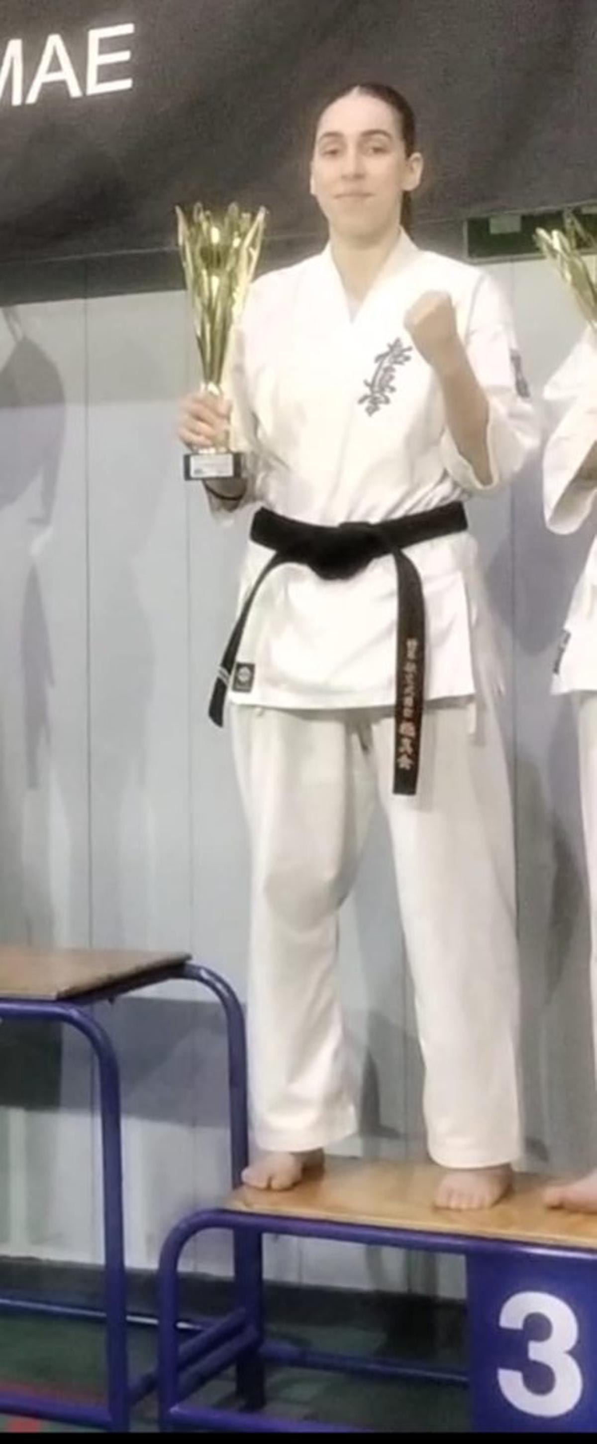 África Loureiro, en el podio.