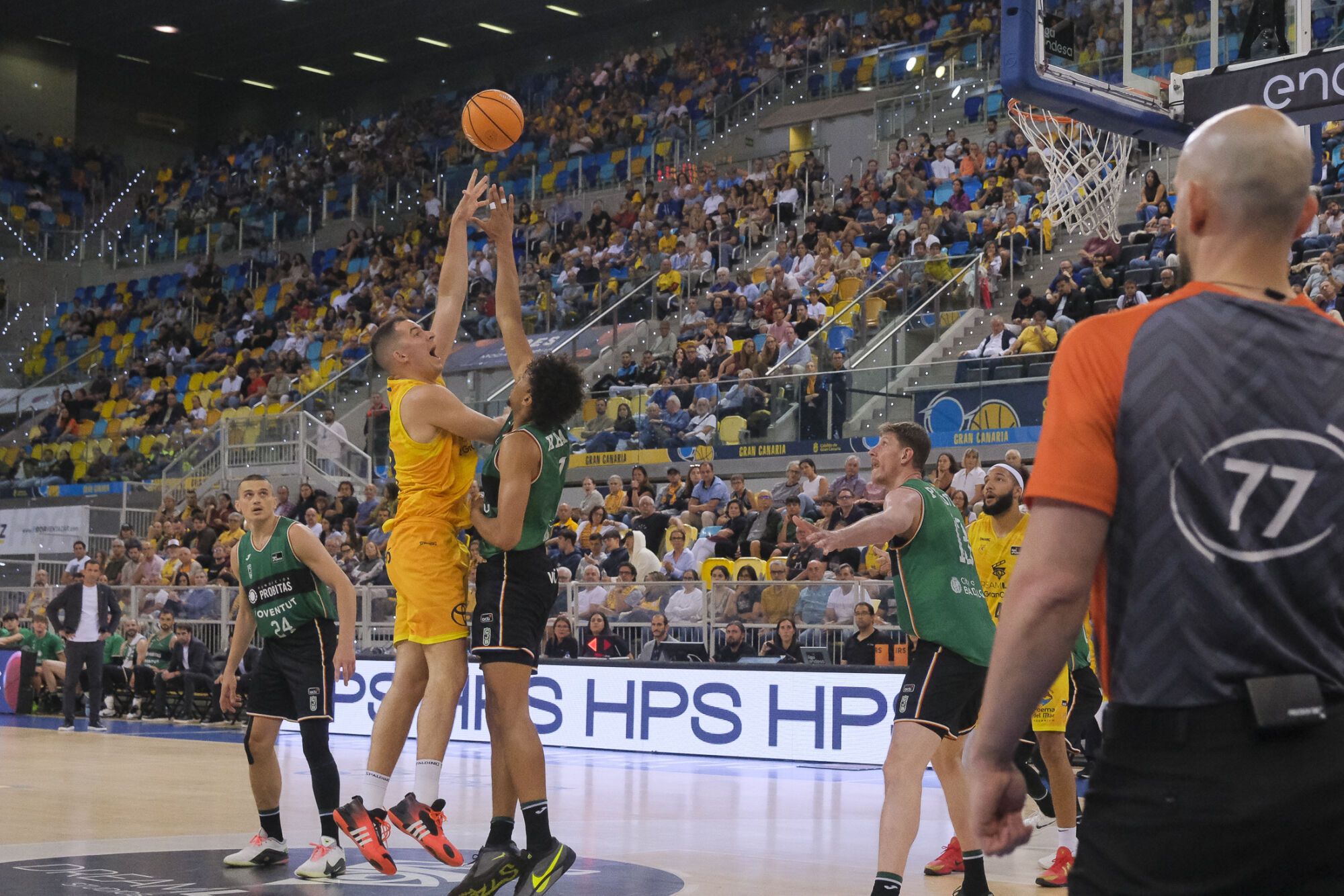 El partido CB Gran Canaria-Joventut, en imágenes