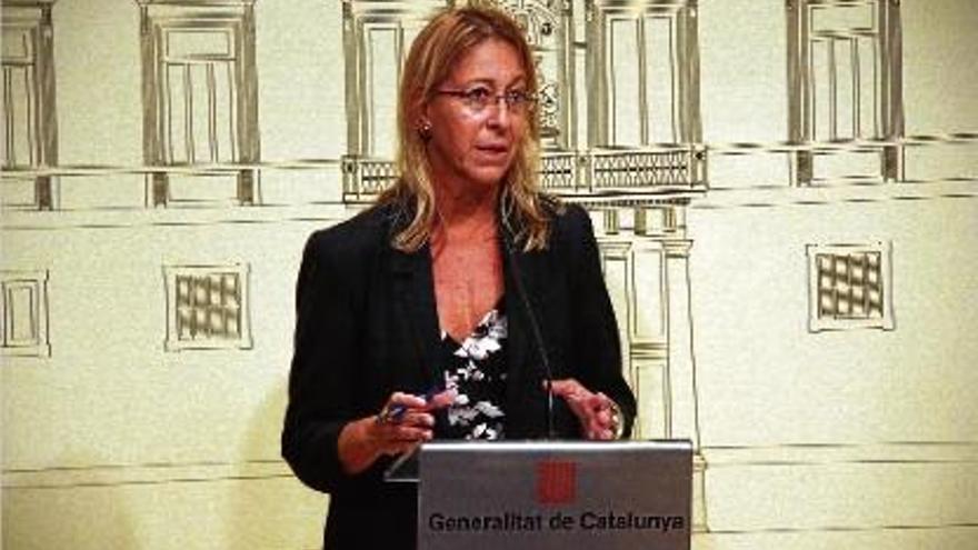 La vicepresidenta del Govern, Neus Munté, durant la seva compareixença ahir al migdia.