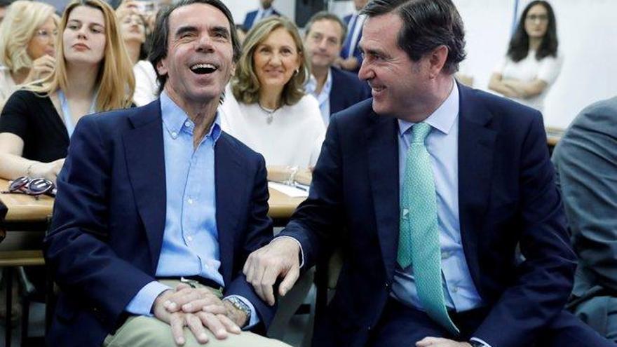 Aznar carga contra la nueva política porque produce fragmentación y radicalismo