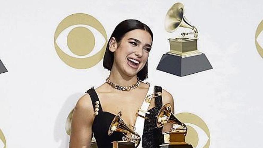 Kacey Musgraves reina en unos Grammys históricos para el rap