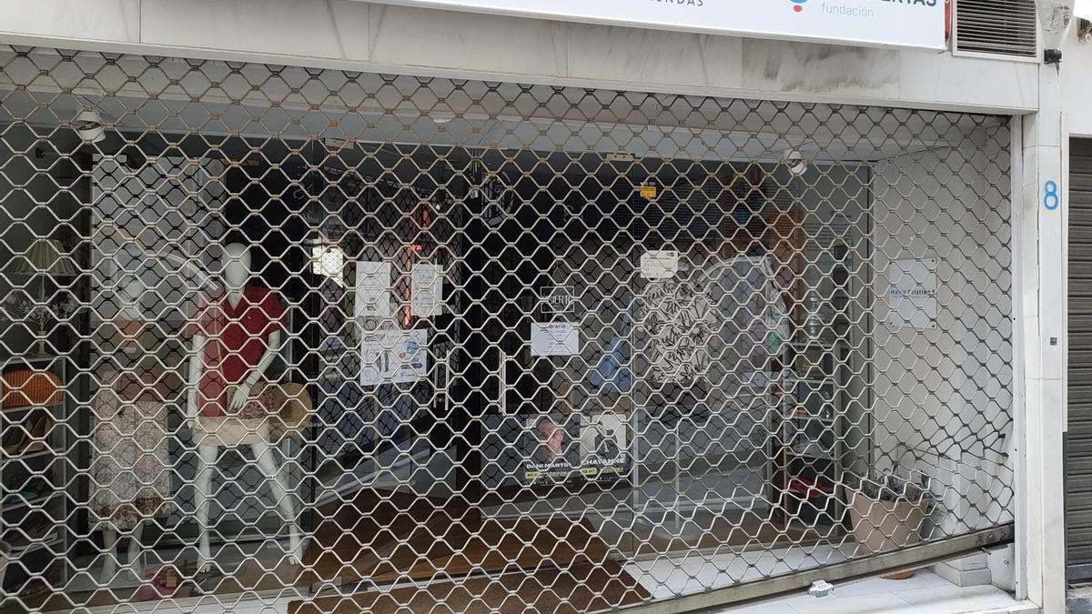 Tienda de segunda mano de la Fundación Prolibertas en la calle María Cristina 8.