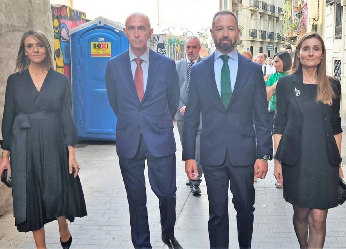 De la playa canina a la Devesa, la huerta y los Reyes Magos en la agenda de Vox | FOTOS DE F. CALBABUIG Y G. CABALLERO